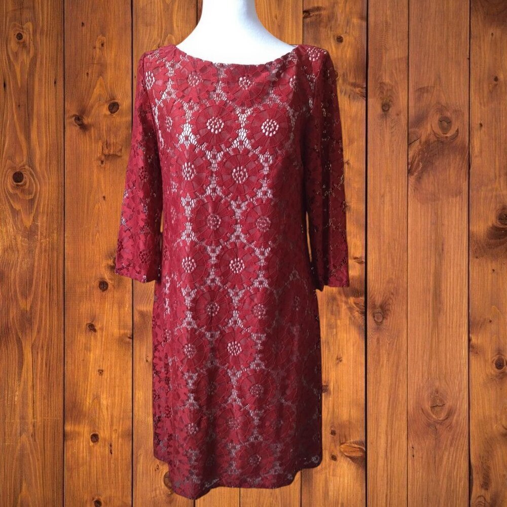 Jessica Howard Size 8 Red 3/4 Sleeve Lace Sheath Dress Knee Length Feminine